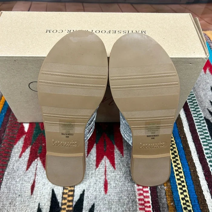 Coconuts By Matisse Women's Zelda Woven Slide Sandal CLOSEOUT