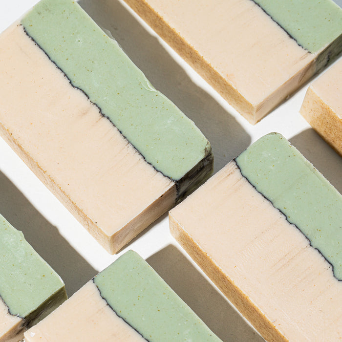 Spicy Pear Oatmeal Melt & Pour Soap Loaf Kit