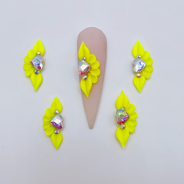 4pcs Long Petal 3D Acrylic Nail Flowers
