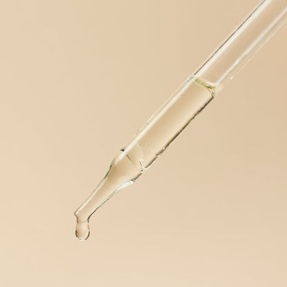 Aloe Vera Oil - Golden - close-up