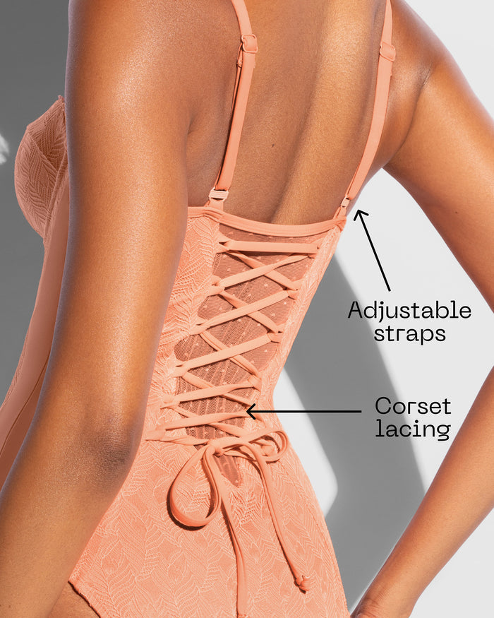 Back lacing details graphic on Bombshell - Lace Papaya