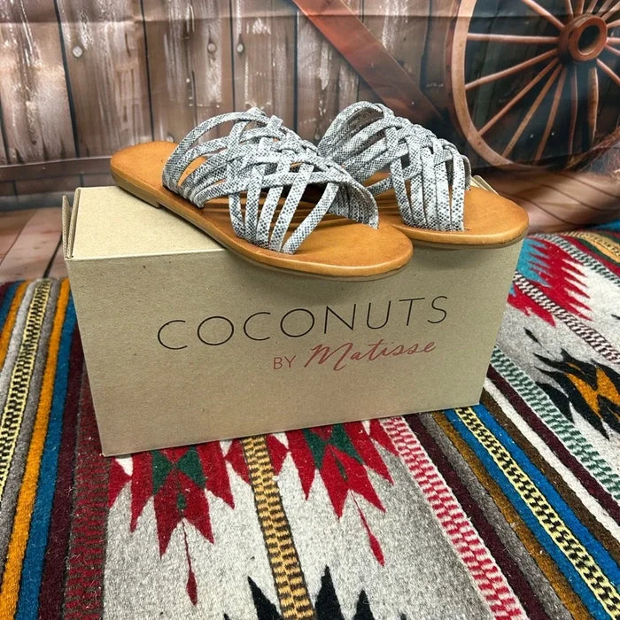 Coconuts By Matisse Women's Zelda Woven Slide Sandal CLOSEOUT