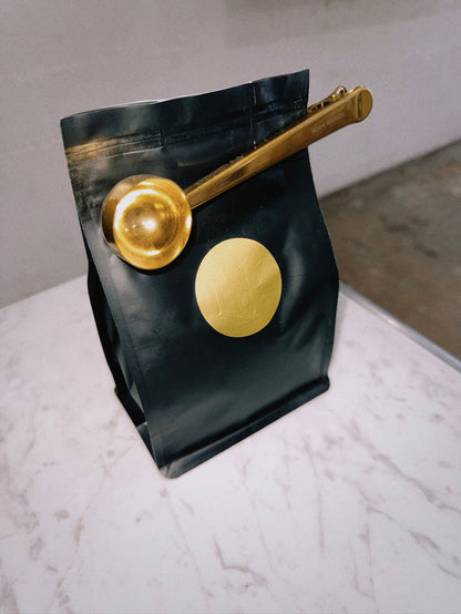 Coffee Scoop Clip