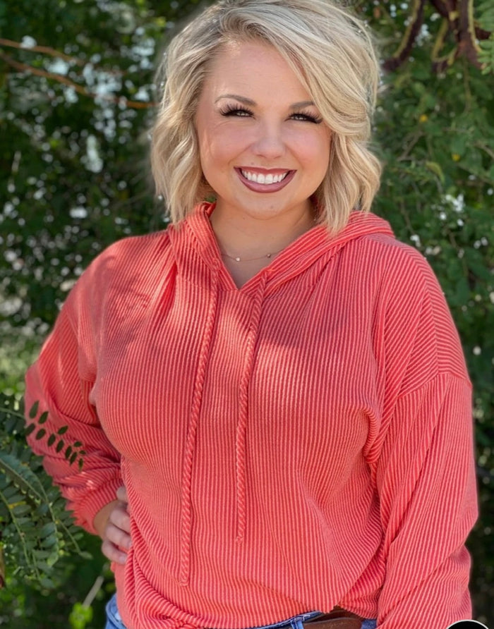 Coral Wavy Pullover