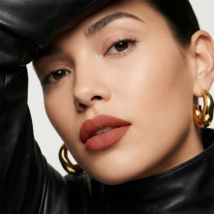 DIVINE MATTE LABIAL LÍQUIDO CREMOSO (06 Abrazo Suave)
