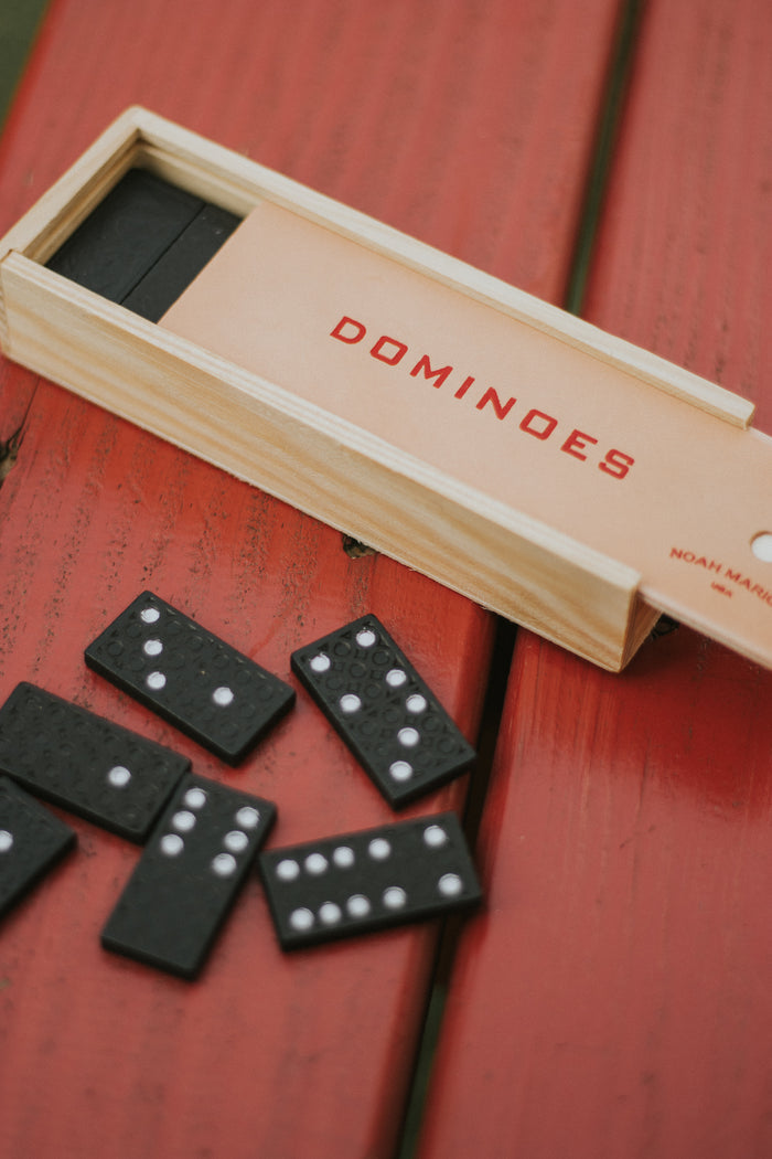 Dominoes