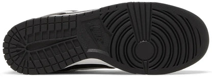Nike Dunk Low "Black Panda"
