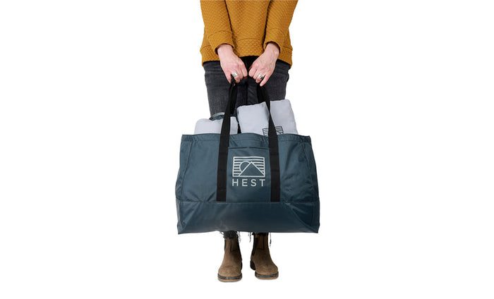Hest Tote Bags