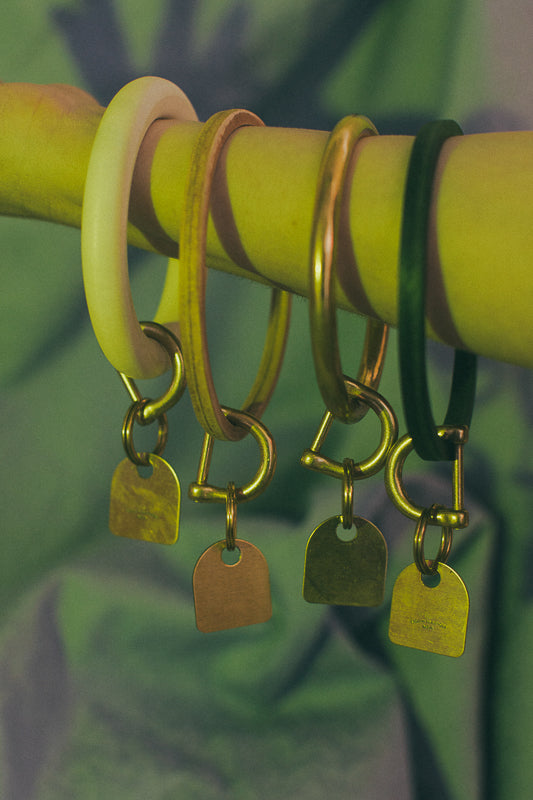LEATHER WRIST KEY