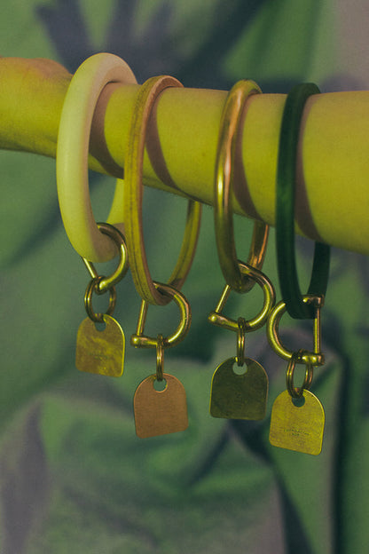 LEATHER WRIST KEY