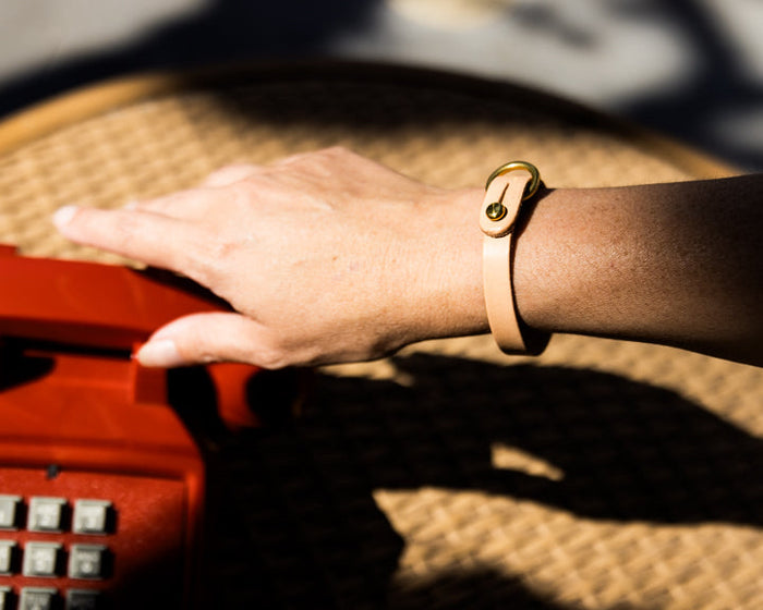 LOOP CUFF