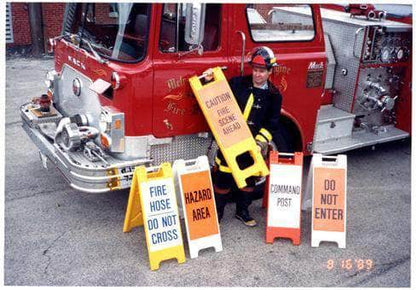 Minicade® Signage - Crowd Control Warehouse