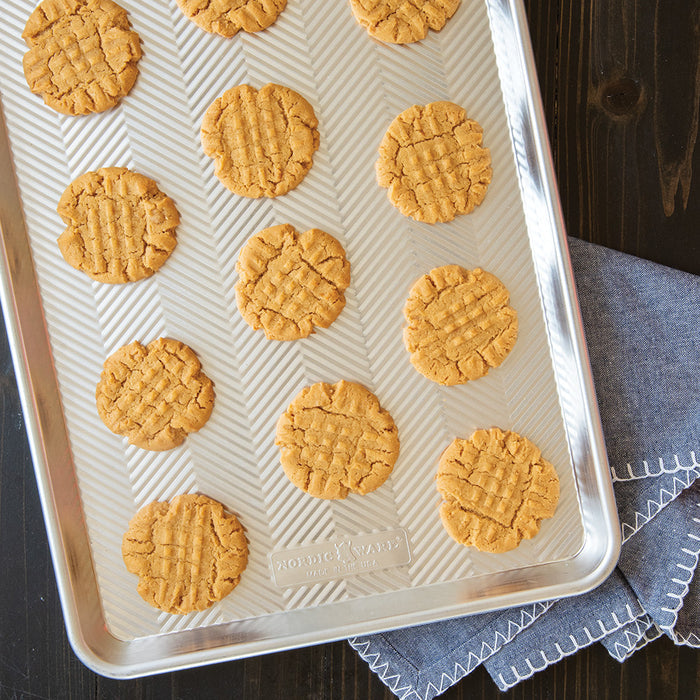 Naturals Prism Textured US Half Sheet Baking Pan 18" x 13"