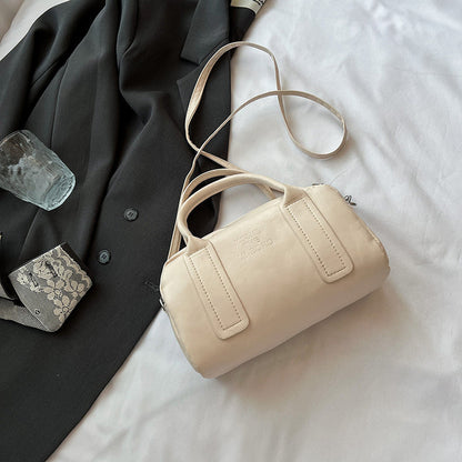 White Without Pendant