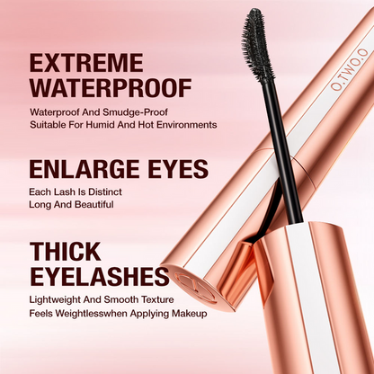 O.TWO.O INTENSE VOLUME DEFINING WATERPROOF MASCARA