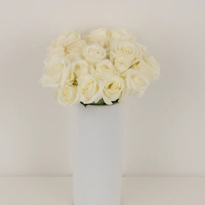 Polar Star White Rose Vase - Image