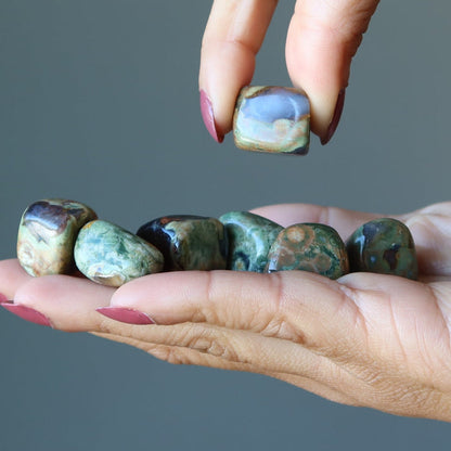rhyolite tumbled stones