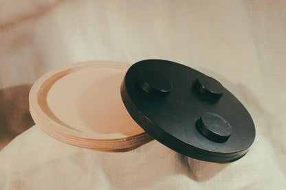ROUND TRAY