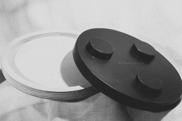 ROUND TRAY