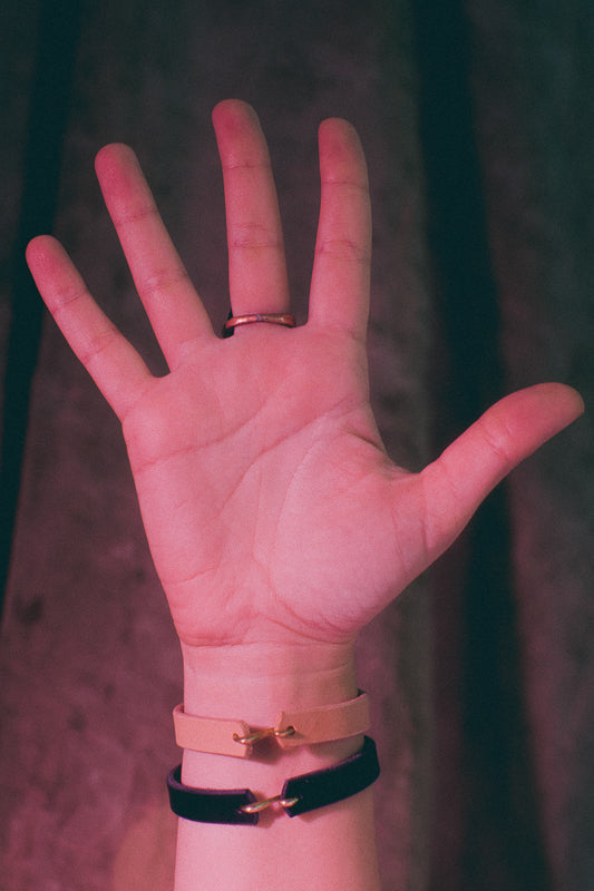 S HOOK CUFF