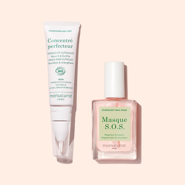 The Stronger Nails Duo by Manucurist, featuring Concentré perfecteur and Masque S.O.S. for nail repair and luxury care, is displayed on a light beige background.