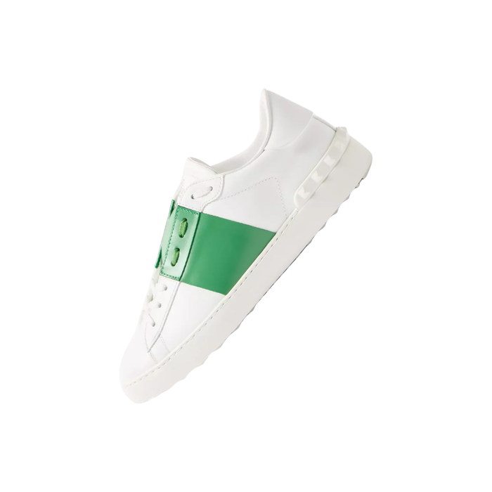 STUDDED | SNEAKER