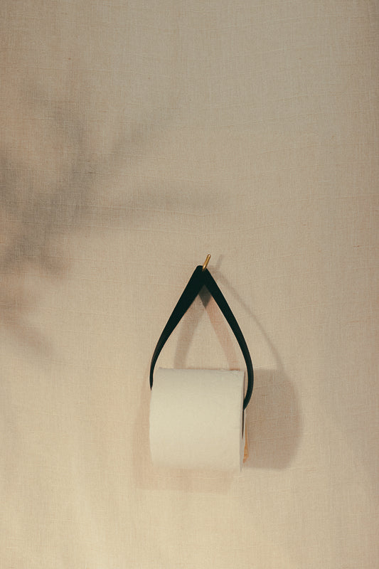 TOILET PAPER HOLDER