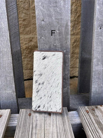 This cowhide leather tall wallet from Top Notch Accessories features 12 card slots and two bill pockets. Front View F