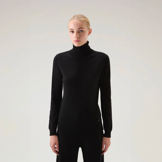 Turtleneck Sweater in Wool Blend Black