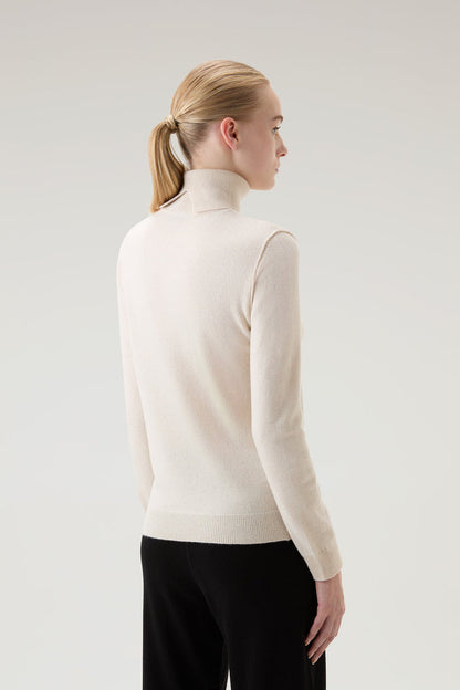 Turtleneck Sweater in Wool Blend Milky Cream