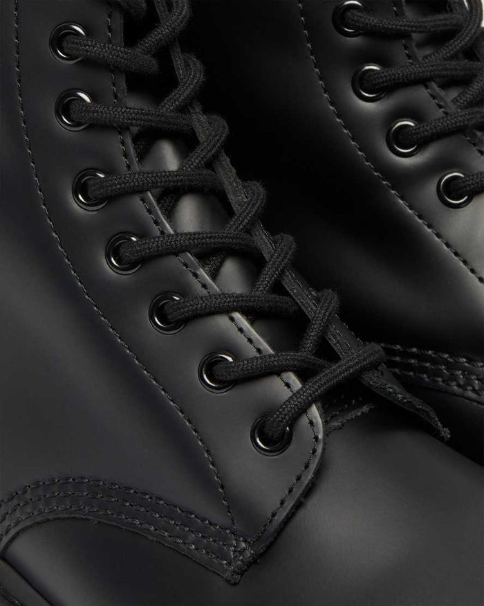 Unisex 1460 Mono Smooth Leather Lace Up Boots Black