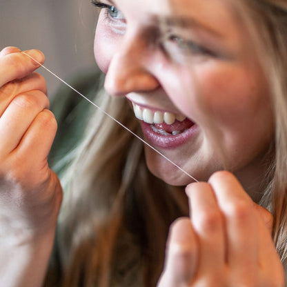 VEGAN DENTAL FLOSS 30 M MADE FROM CORN STARCH