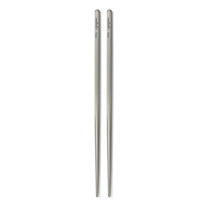 Winnerwell® Square Titanium Chopsticks, showcasing anti-slip square design and ultralight titanium build for outdoor dining.